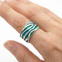 MEERES Ring. Sterling Silber Wellen Ring mit grün blauer Emaille